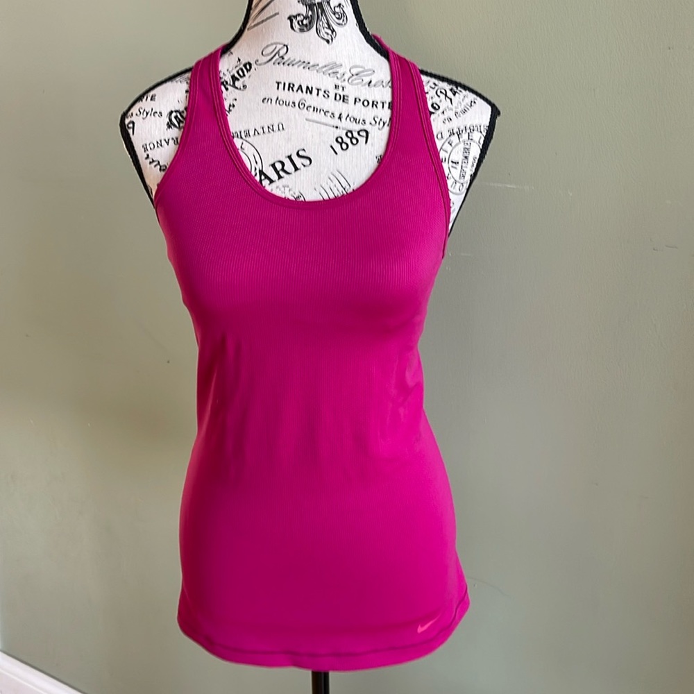 Nike Dri Fit Tank with Built in Sports Bra - M